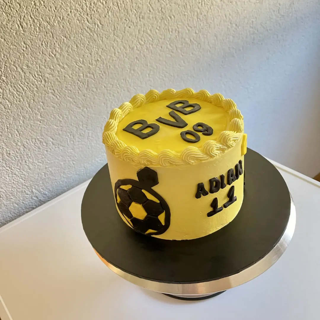 Custom Design Cake