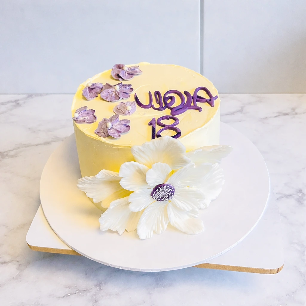 Moderne violette Geburtstagstorte in Baden bestellen – individuelle Geburtstagstorte